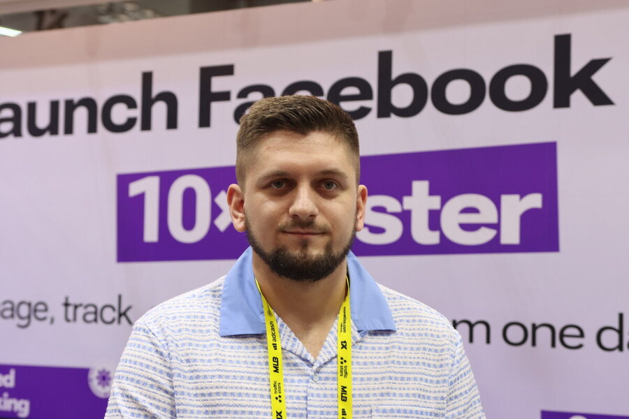 Esef Cosic at the ScaleTrack stand at Affiliate World Asia in Bangkok, December 2025.